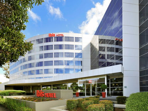 Hotel Ibis Glen Waverley - Getaway Accommodation 0
