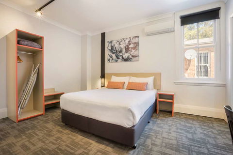 Nightcap At Regents Park Hotel - Getaway Accommodation 2