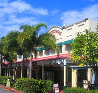 Macrossan House Boutique Holidays Apts - Getaway Accommodation