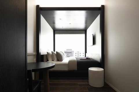 Little National Hotel Canberra - Getaway Accommodation 0