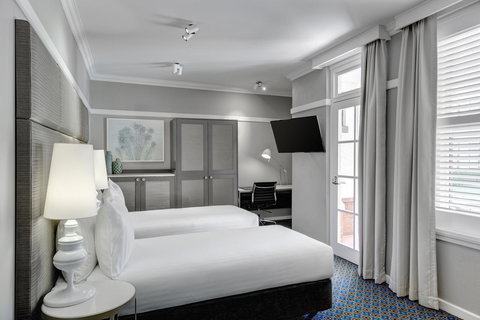 Hotel Kurrajong Canberra - Getaway Accommodation 4