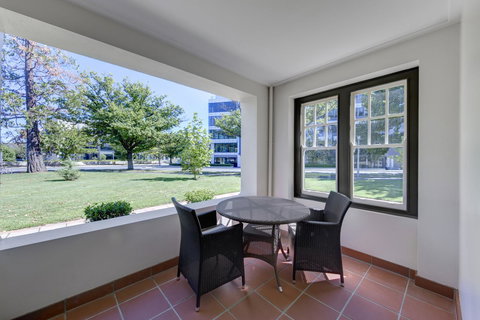 Hotel Kurrajong Canberra - Getaway Accommodation 10