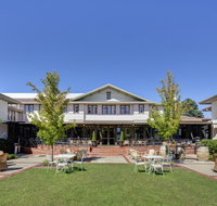 Hotel Kurrajong Canberra - Getaway Accommodation