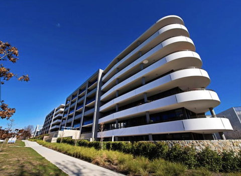 Modern Executive Apt@Barton*1BR*WiFi*Gym*Secure Parking*Canberra - Getaway Accommodation 23