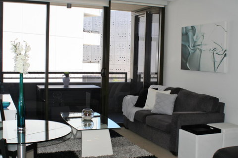 Modern Executive Apt@Barton*1BR*WiFi*Gym*Secure Parking*Canberra - Getaway Accommodation 0