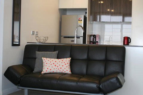Modern Executive Apt@Barton*1BR*WiFi*Gym*Secure Parking*Canberra - Getaway Accommodation 10