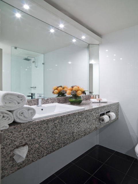 Hotel Grand Chancellor Adelaide - Getaway Accommodation 30