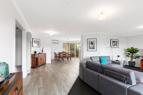 Maggie\'s Place - Getaway Accommodation 11