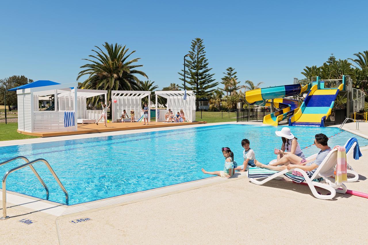 West Beach SA Getaway Accommodation