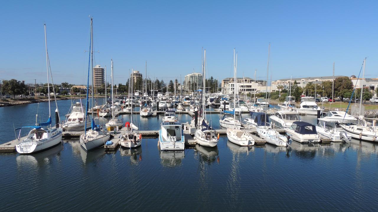 Glenelg North SA Getaway Accommodation