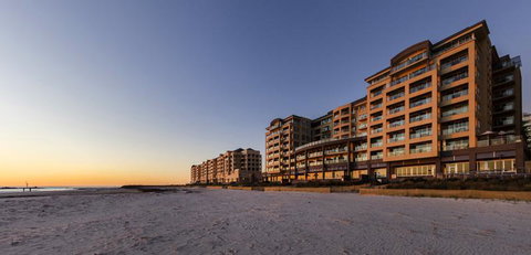 Glenelg Beach Studio - Getaway Accommodation 7