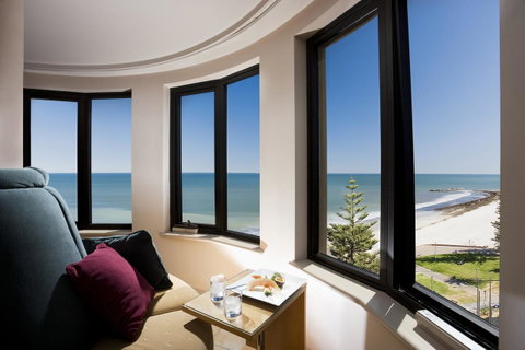 Stamford Grand Adelaide - Getaway Accommodation 22