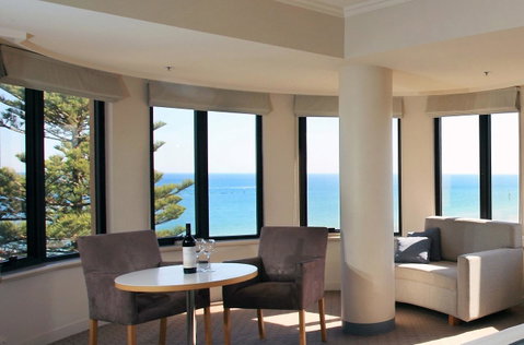 Stamford Grand Adelaide - Getaway Accommodation 2