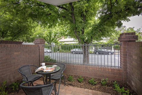 Adelaide Inn - Getaway Accommodation 7
