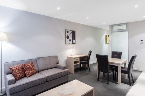 IStay Precinct Adelaide - Getaway Accommodation 17