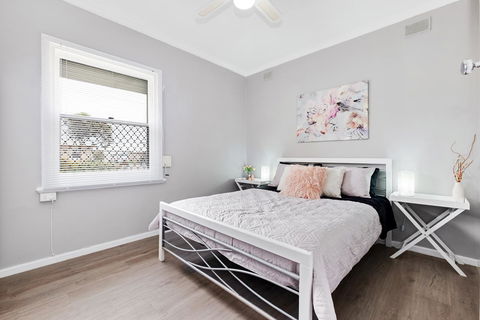 Cute And Cosy - Events, Workers, Getaways - Getaway Accommodation 3