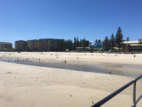 Beachside Luxury Getaway In Glenelg - Getaway Accommodation 16