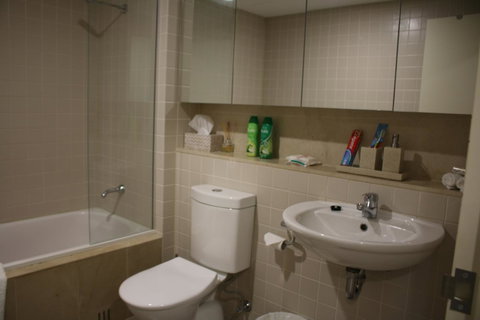 Beachside Luxury Getaway In Glenelg - Getaway Accommodation 11