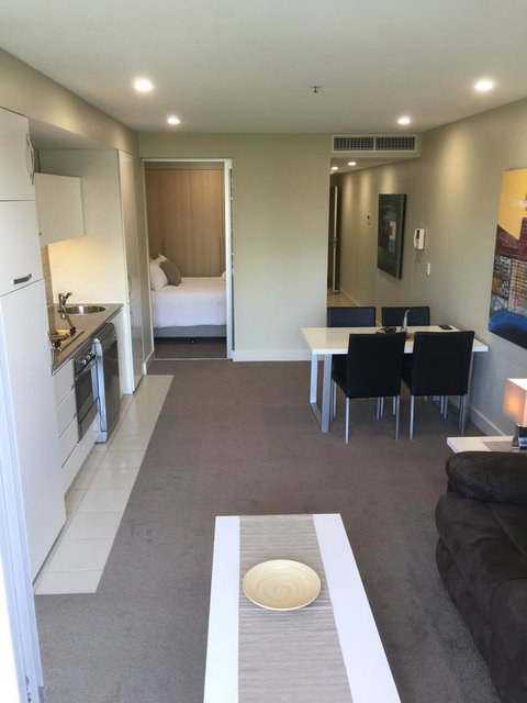 Beachside Luxury Getaway In Glenelg - Getaway Accommodation 18