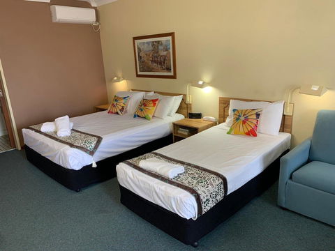 Cumberland Motor Inn - Getaway Accommodation 1