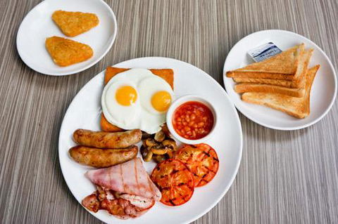 Cumberland Motor Inn - Getaway Accommodation 24