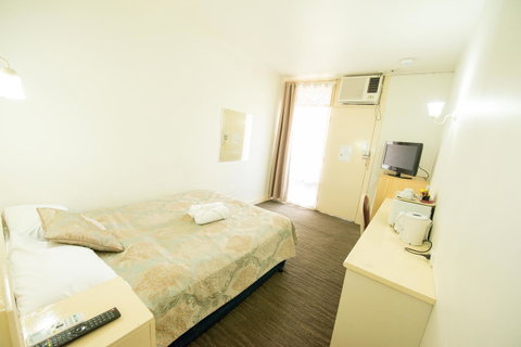 Jacksons Motor Inn - Getaway Accommodation 34