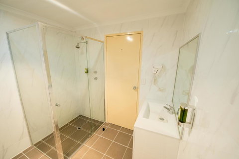Jacksons Motor Inn - Getaway Accommodation 21