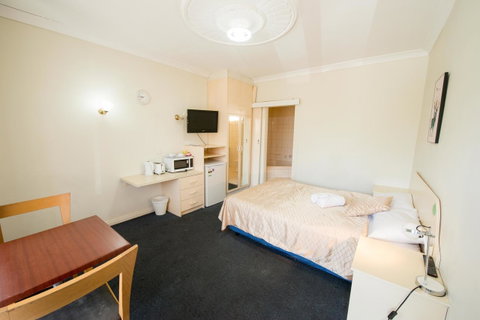 Jacksons Motor Inn - Getaway Accommodation 6