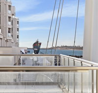 Glenelg Seaside Apartment - Getaway Accommodation