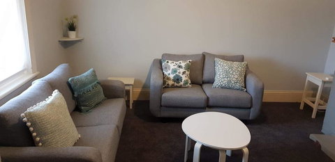 Olive\'s Cottage - Getaway Accommodation 9