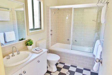 SkyView Villa - Getaway Accommodation 11