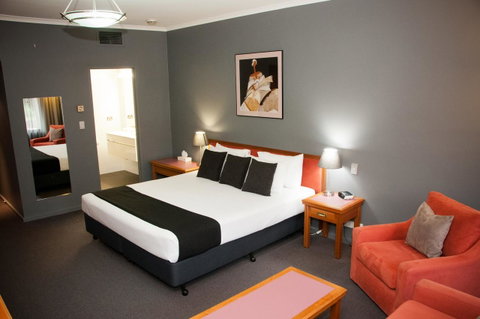 The O'Connell Inn - Getaway Accommodation 13