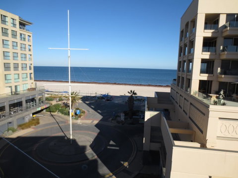 Lights Landing Apartments - Getaway Accommodation 15