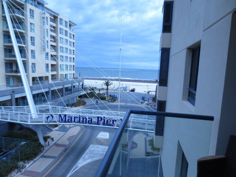 Lights Landing Apartments - Getaway Accommodation 13