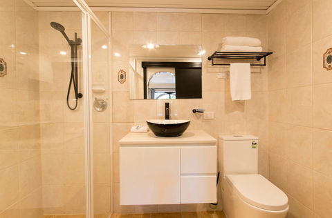 The Manor Basket Range - Getaway Accommodation 6