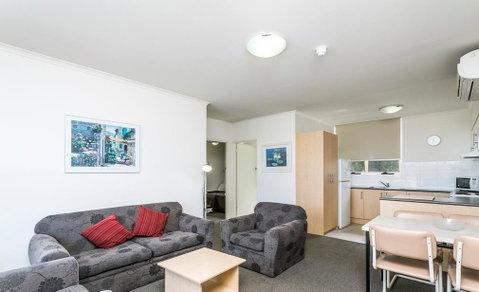 Glenelg Holiday Apartments - Corfu - Getaway Accommodation 3