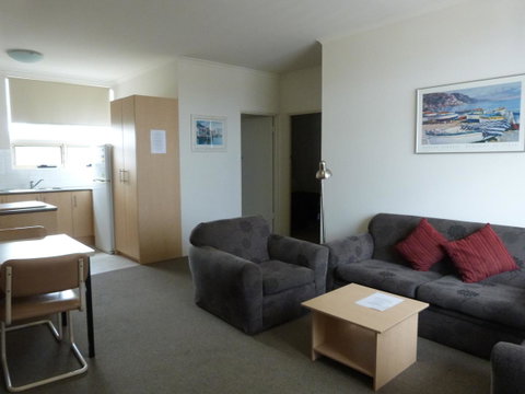 Glenelg Holiday Apartments - Corfu - Getaway Accommodation 5