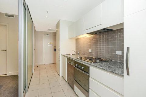 Pier Luxury Apartments - Getaway Accommodation 14