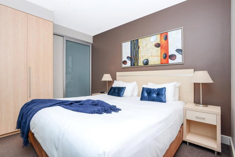 Pier Luxury Apartments - Getaway Accommodation 16