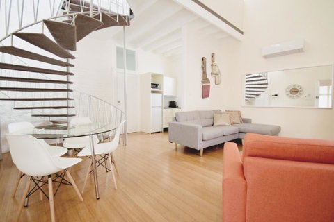 Seawall Apartments - Getaway Accommodation 23