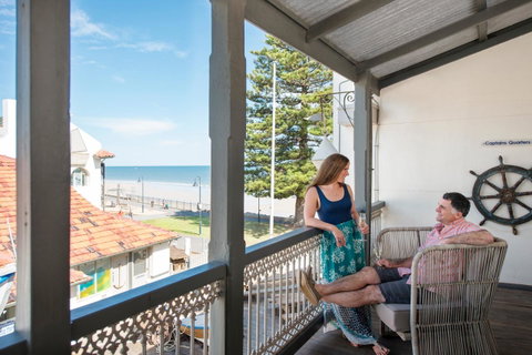 Seawall Apartments - Getaway Accommodation 20