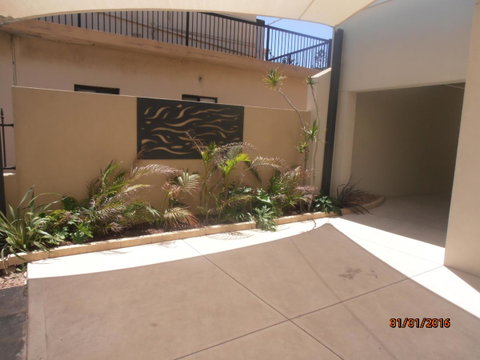Atlantic West Beach Apartments - Getaway Accommodation 8