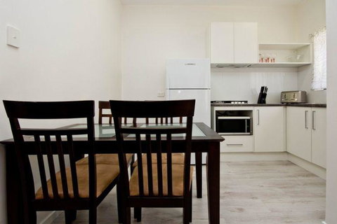Atlantic West Beach Apartments - Getaway Accommodation 14