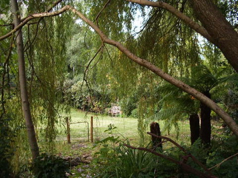 Hilltop - Getaway Accommodation 16