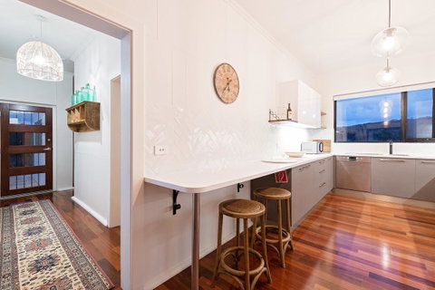 Esto House - Getaway Accommodation 14