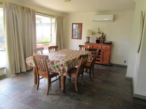 Maslin Beach House - Getaway Accommodation 2
