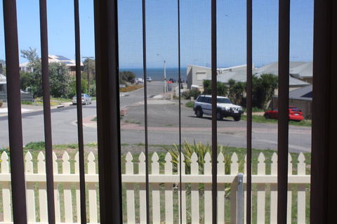 Maslin Beach House - Getaway Accommodation 13