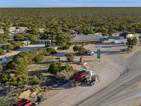 Border Village Roadhouse - Getaway Accommodation 6