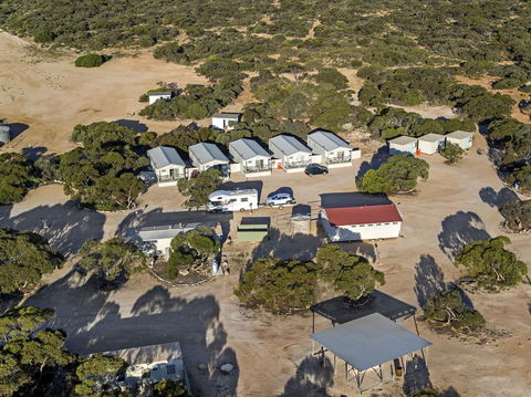 Border Village Roadhouse - Getaway Accommodation 14