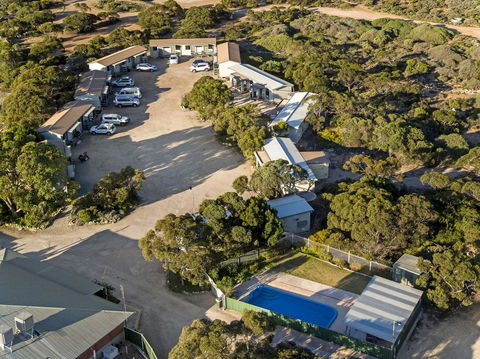 Border Village Roadhouse - Getaway Accommodation 15